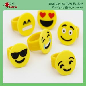 منتجات Emoji Emoji إصبع خاتم لعبة للأطفال