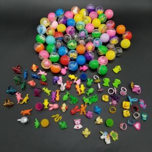 ألعاب بلاستيكية صغيرة ل 32 MM كبسولة فارغة