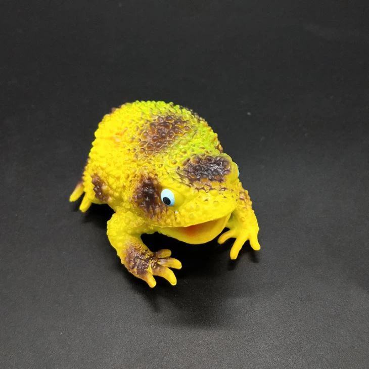 Squeeze Realistic Frog Relieve Stress Ball