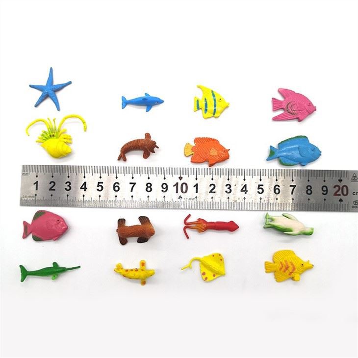 16 Designs Small Ocean Animal Figures